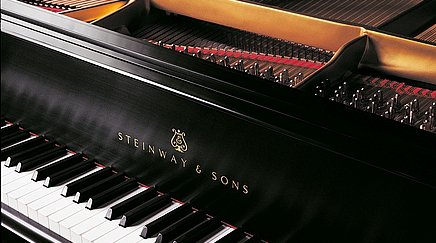 Klaviatur eines Steinway-Flügels