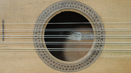 Gitarre aus der Werkstatt von Joseph Massaguer, Barcelona, 1758