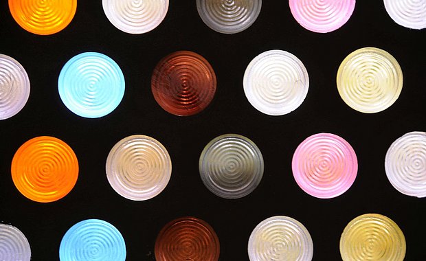 Glasbausteine im Musikinstrumenten-Museum