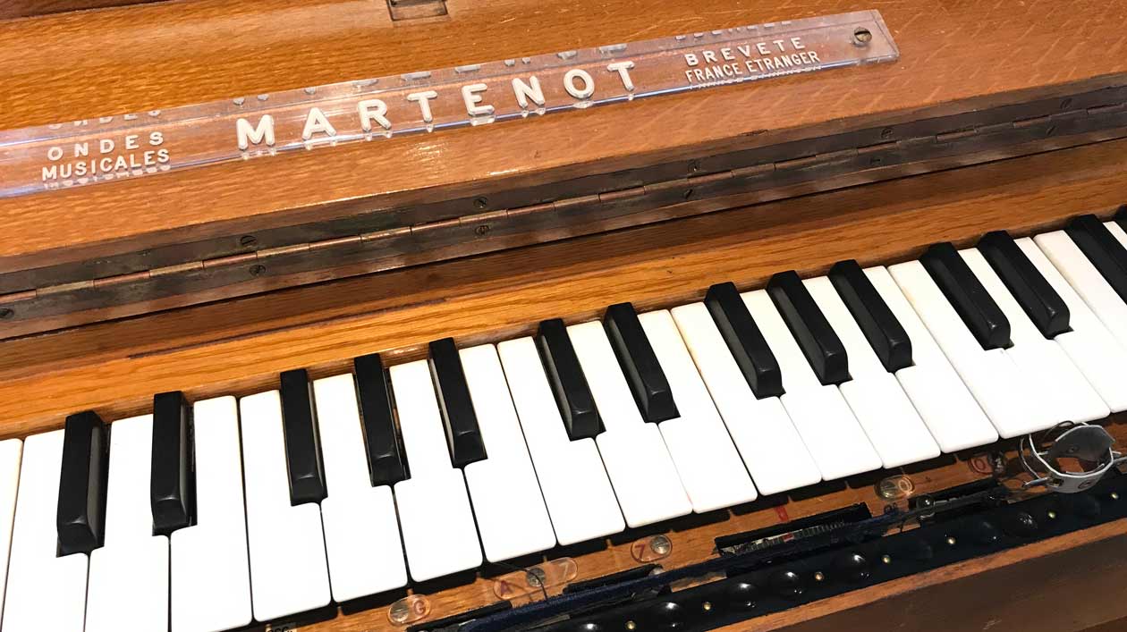 Ondes Martenot im Musikinstrumenten-Museum Ondes Martenot aus dem Jahr 1962