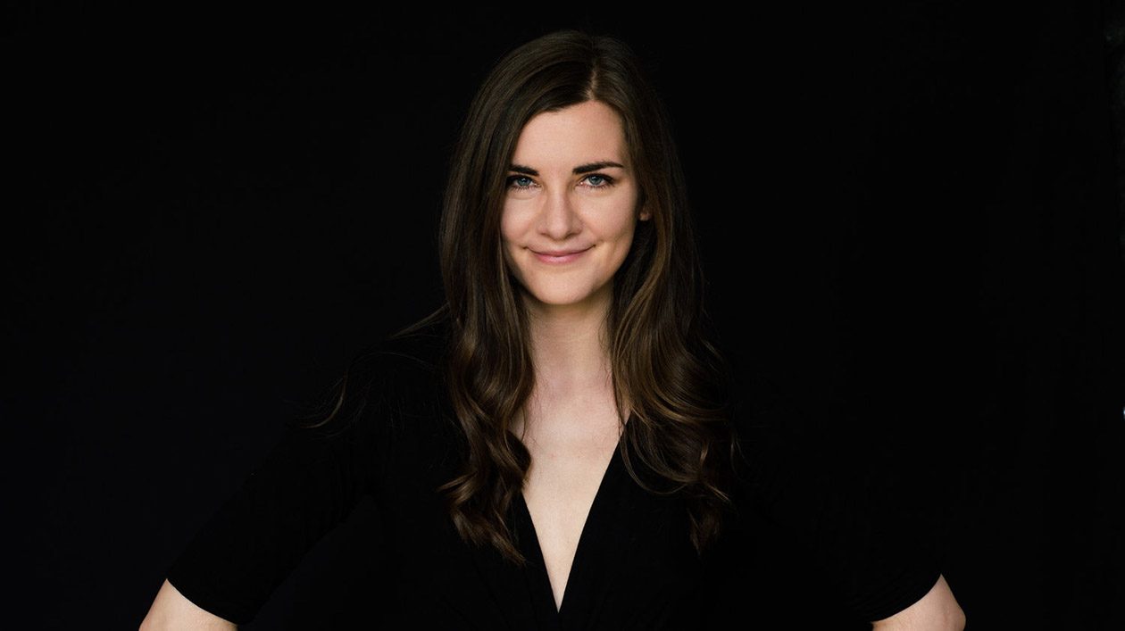 Carolina Eyck. Foto: Ananda Costa Die Theremin-Virtuosin Carolina Eyck